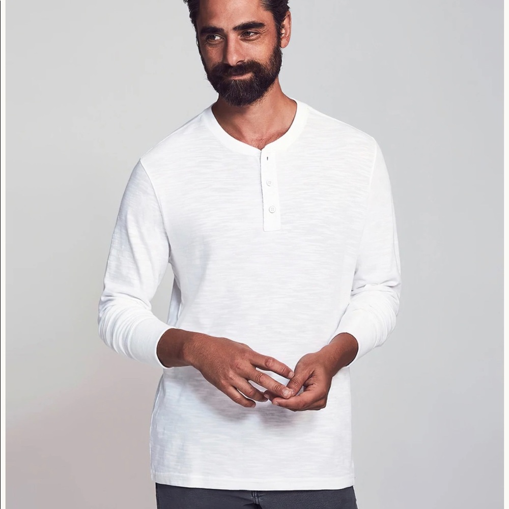 FAHERTY
Slub Cotton Henley